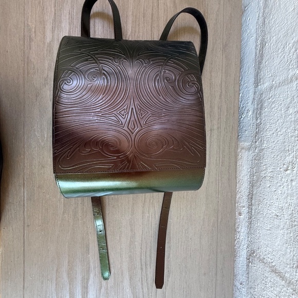 Rare! Jean Paul Gaultier V Cyber Series (from 90\'s) Leather Iridescent Backpack main image 9